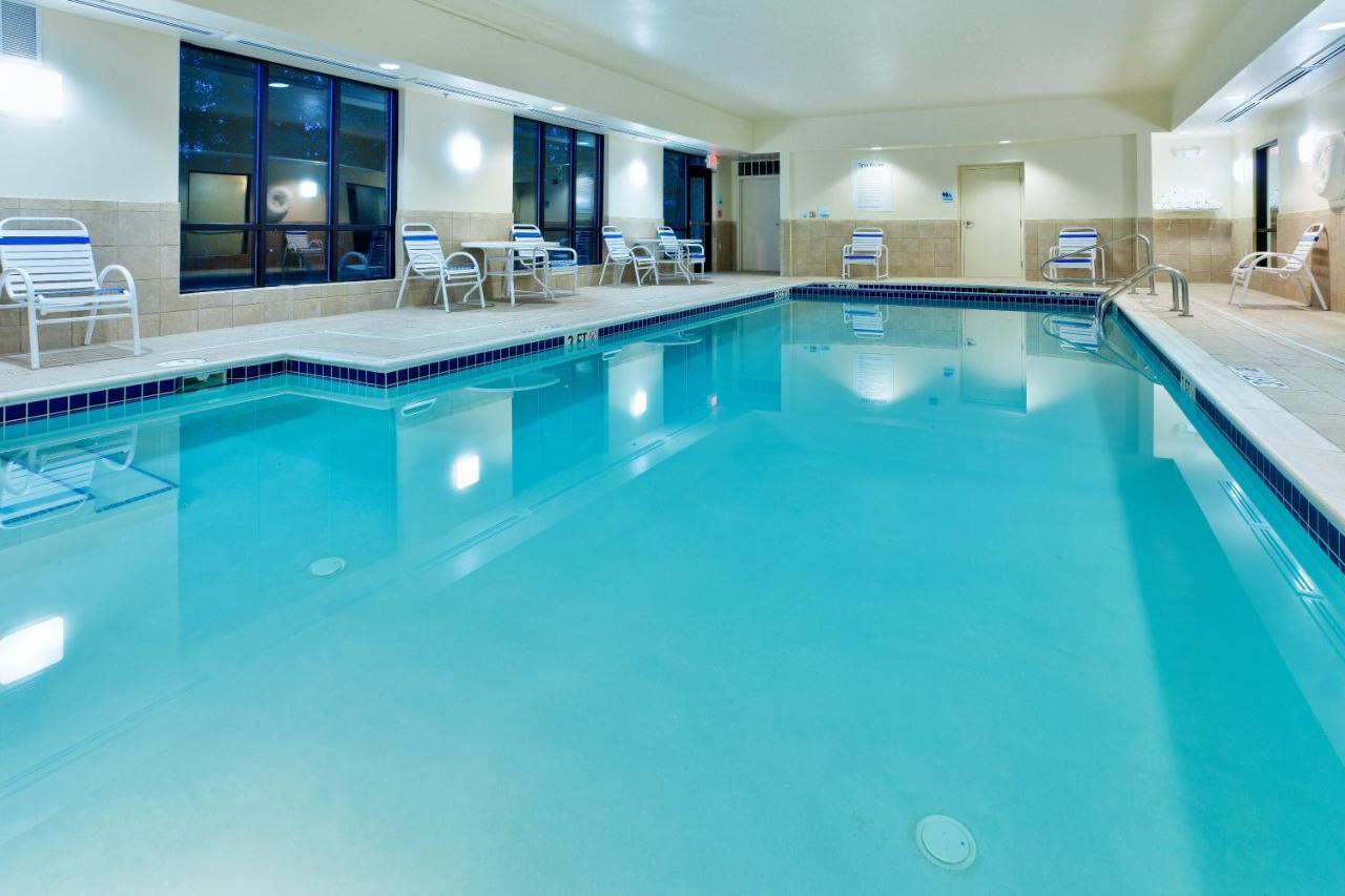 Holiday Inn Express & Suites White Haven - Poconos By Ihg Exterior foto